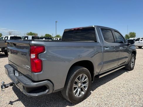 Used 2021 Chevrolet Silverado 1500 High Country w/ Technology Package AWD/4WD image 10