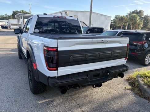 Used 2022 Ford F150 Raptor w/ Equipment Group 801A High AWD/4WD image 5
