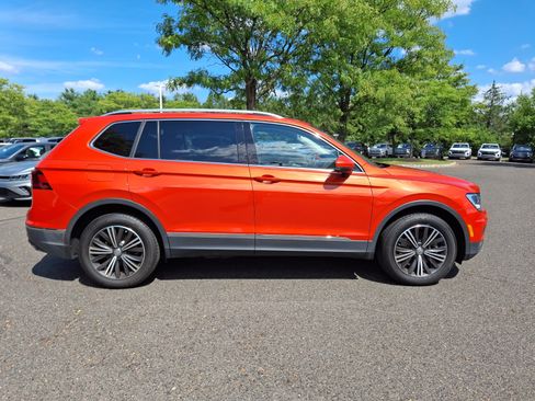 Used 2019 Volkswagen Tiguan SEL AWD/4WD image 7