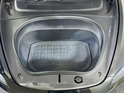 Used 2025 Tesla Model 3 Long Range image 33