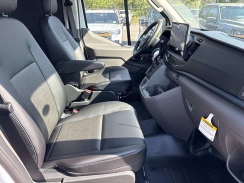 New 2026 Ford Transit 250 148 Medium Roof RWD image 20
