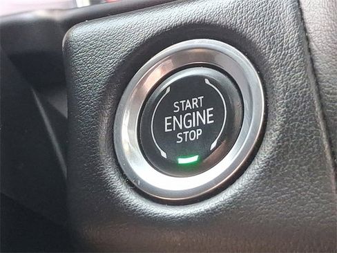 Used 2021 Chevrolet Tahoe High Country w/ Premium Package image 24