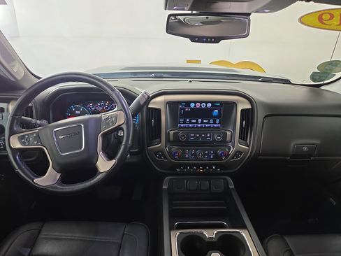 Used 2019 GMC Sierra 2500 Denali w/ Duramax Plus Package image 14