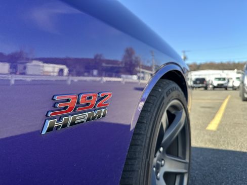 Used 2016 Dodge Challenger SRT w/ Technology Group image 30