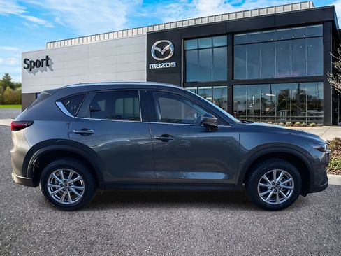 Used 2022 MAZDA CX-5 AWD 2.5 S w/ Select Package image 2