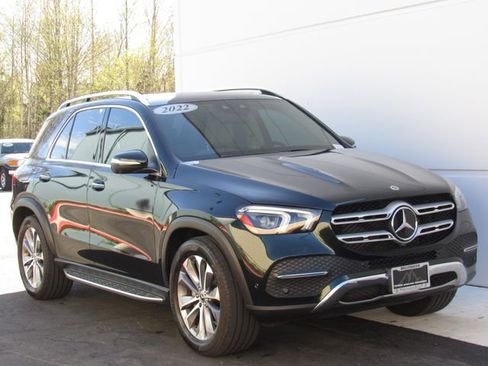 Used 2022 Mercedes-Benz GLE 350 4MATIC image 2