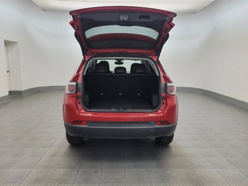 Used 2020 Jeep Compass Latitude FWD image 29