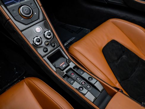 Used 2013 McLaren MP4-12C Spider image 62