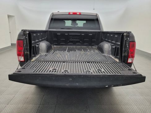 Used 2021 RAM 1500 Classic SLT AWD/4WD image 29