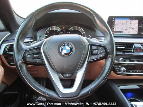 Used 2017 BMW 530i xDrive AWD/4WD image 12
