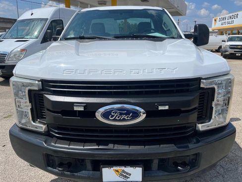 Used 2017 Ford F250 XL image 2