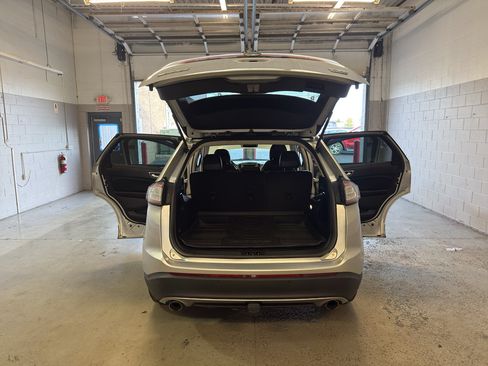 Used 2015 Ford Edge SEL w/ Equipment Group 201A AWD/4WD image 13
