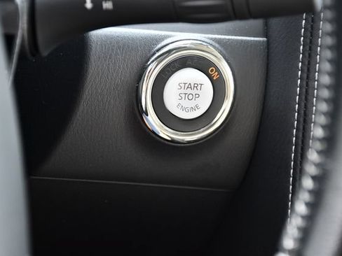 Used 2022 Nissan Armada Platinum AWD/4WD image 39