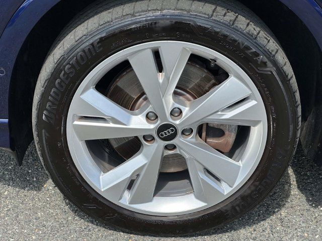 Used 2023 Audi Q4 e-tron Premium Plus w/ Premium Plus AWD/4WD image 11
