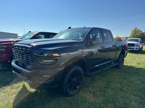 Used 2026 RAM 2500 Big Horn AWD/4WD image 2