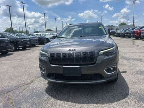 Used 2019 Jeep Cherokee Limited AWD/4WD image 8