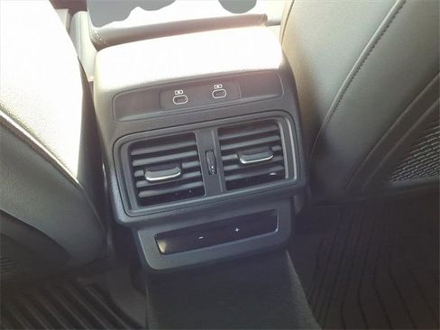 Used 2025 Audi Q5 Premium Plus w/ Premium Plus image 10