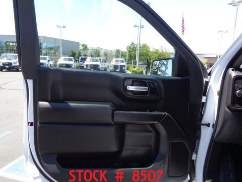 Used 2025 Chevrolet Silverado 1500 W/T RWD image 12