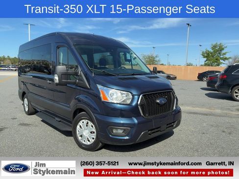 Used 2021 Ford Transit 350 XLT image 3