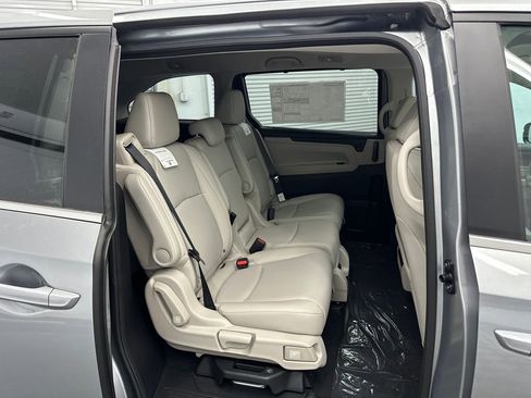 New 2026 Honda Odyssey EX-L image 17