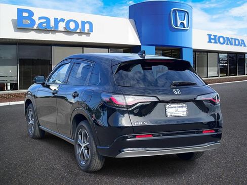 Certified 2024 Honda HR-V EX-L image 4