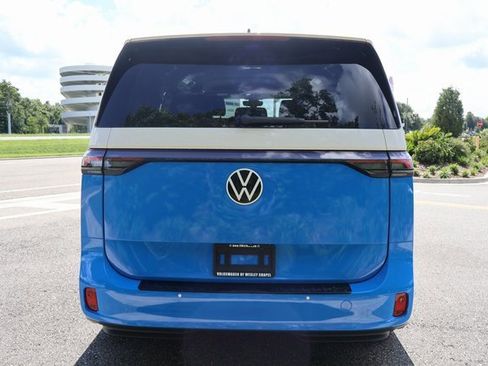 New 2025 Volkswagen ID. Buzz Pro S image 6
