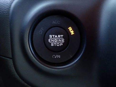 Used 2023 Jeep Wrangler Rubicon w/ LED Lighting Group AWD/4WD image 18