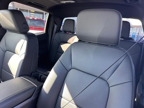 New 2026 GMC Canyon Elevation w/ Convenience Package image 26