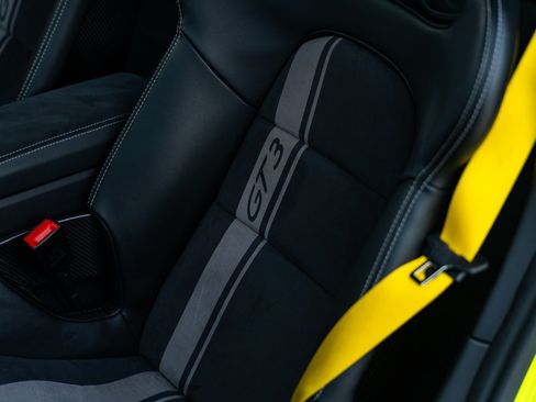 Used 2018 Porsche 911 GT3 RWD image 26