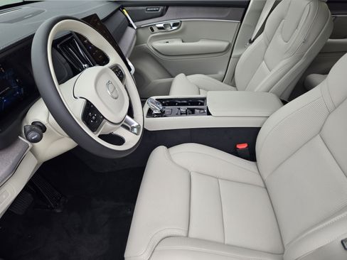 New 2026 Volvo XC90 T8 Ultra w/ Protection Package Premier AWD/4WD image 10