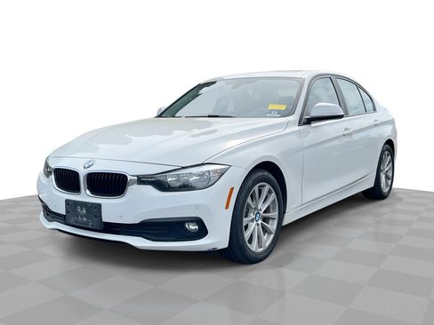 Used 2017 BMW 320i xDrive Sedan image 1