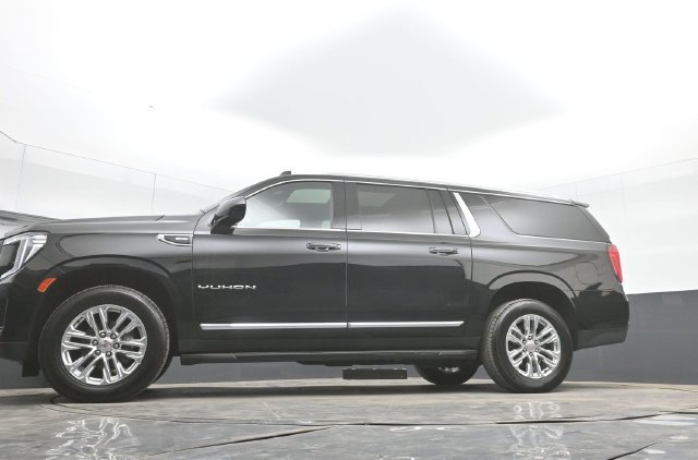 Used 2023 GMC Yukon XL SLT w/ Max Trailering Package AWD/4WD image 47
