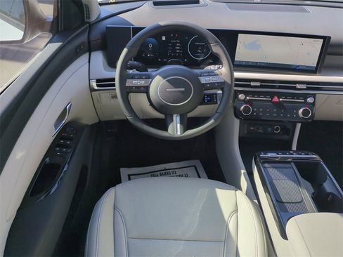 New 2026 Hyundai Tucson Limited image 17