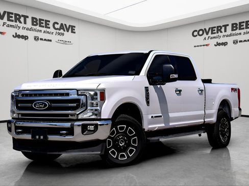 Used 2021 Ford F250 Lariat w/ Chrome Package image 3