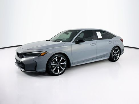 Used 2025 Honda Civic Sport image 3