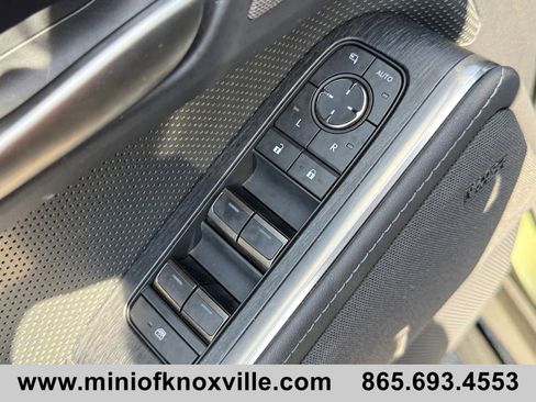 Used 2024 Lexus GX 550 image 15