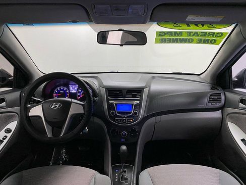 Used 2012 Hyundai Accent GLS image 12