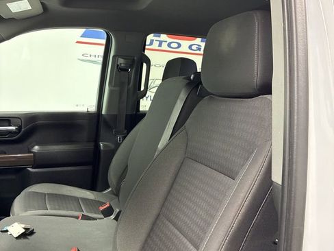 Used 2023 Chevrolet Silverado 3500 LT image 9