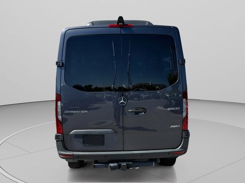 Used 2026 Mercedes-Benz Sprinter 2500 image 4