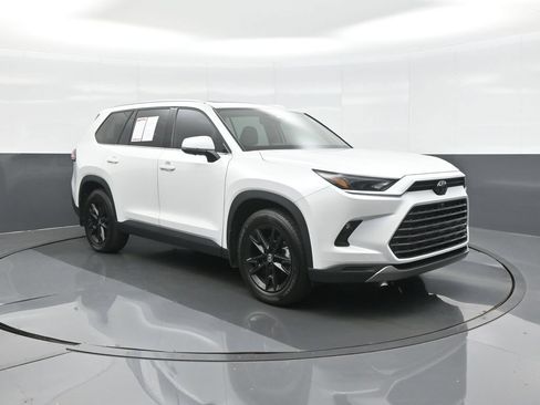 Certified 2026 Toyota Grand Highlander AWD image 1