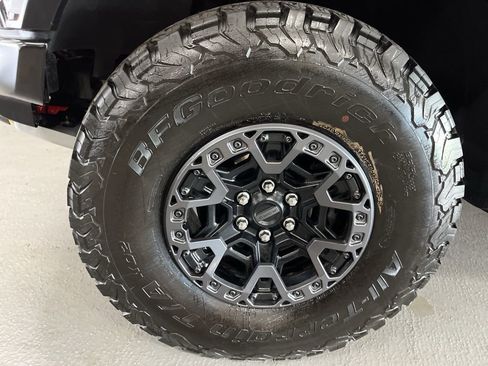 Used 2024 Ford F150 Raptor w/ Equipment Group 803A Raptor R AWD/4WD image 6