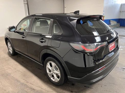 Used 2023 Honda HR-V LX image 5