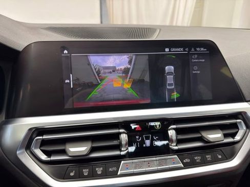 Used 2022 BMW 330i xDrive Sedan w/ Premium Package 2 image 28