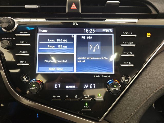 Used 2018 Toyota Camry XLE w/ Driver Assist Package FWD image 24