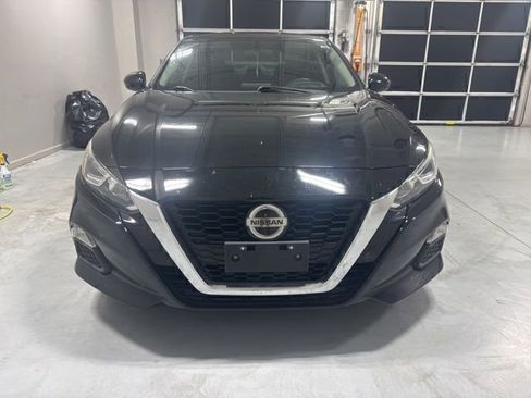 Used 2020 Nissan Altima 2.5 S FWD image 3