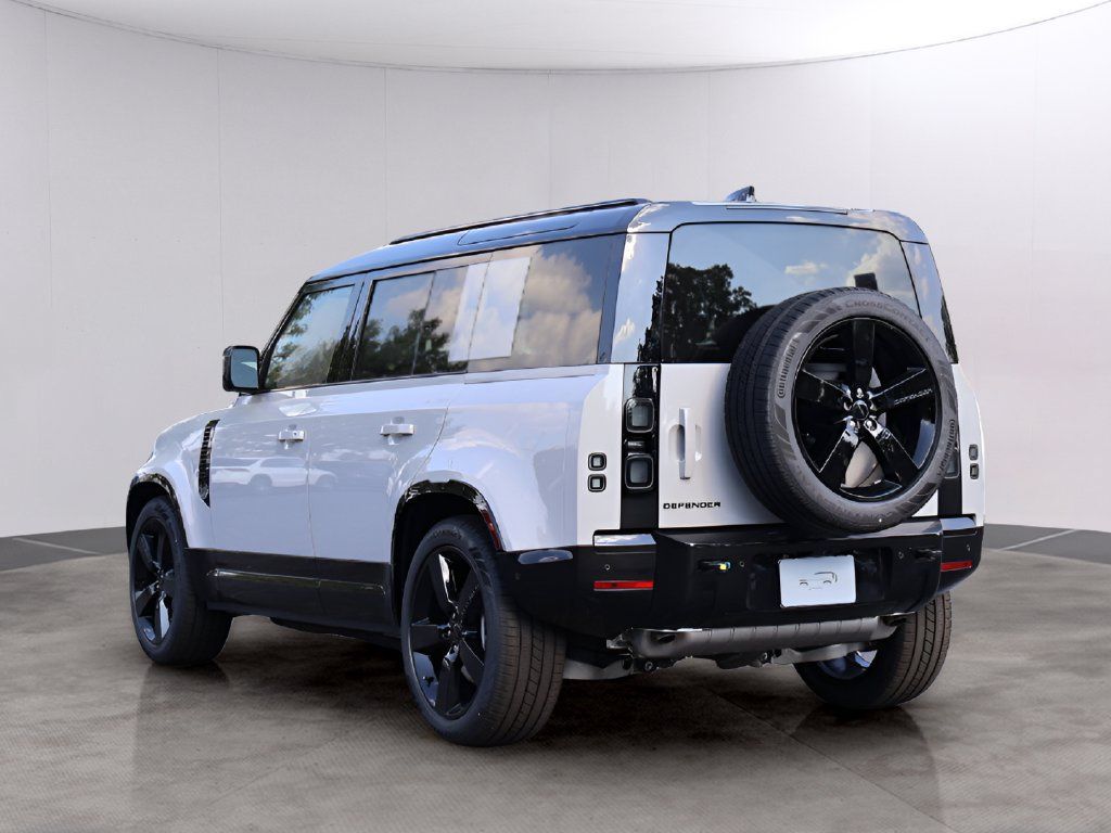 New 2026 Land Rover Defender 110 X-Dynamic SE AWD/4WD image 5