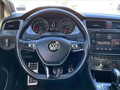 Used 2018 Volkswagen Golf Alltrack SEL image 12