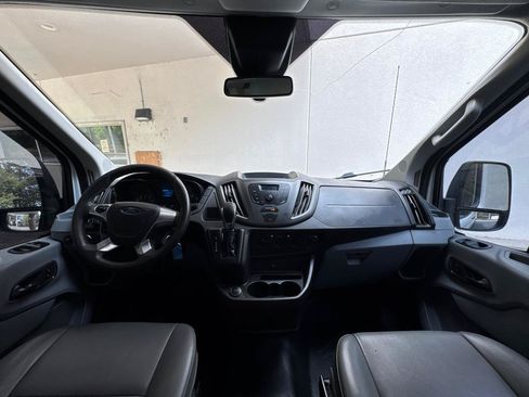 Used 2019 Ford Transit 250 148 Medium Roof RWD image 21