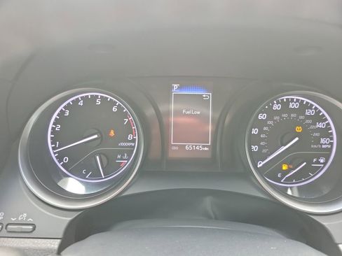 Used 2023 Toyota Camry SE FWD image 32