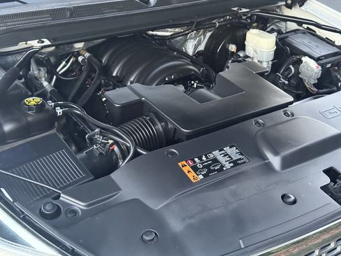 Used 2017 GMC Yukon Denali image 11